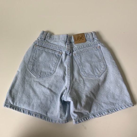 lee blue jean shorts